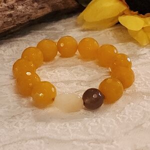Vintage Stretch Bracelet With Yellow, Cream And Smoky Glass Faceted Beads